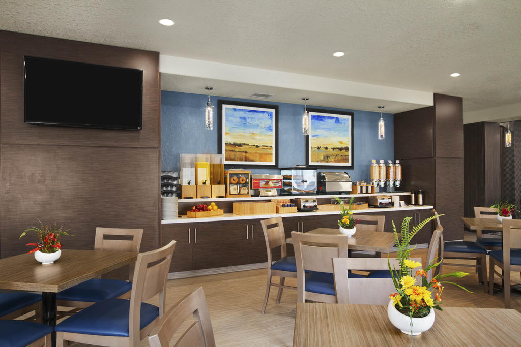 Days Inn & Suites By Wyndham Yorkton Zewnętrze zdjęcie